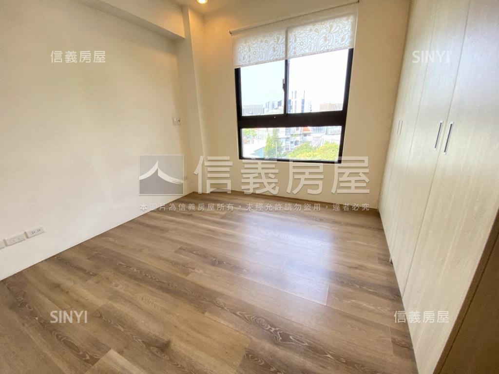 權美裝潢兩房平車前後陽台房屋室內格局與周邊環境