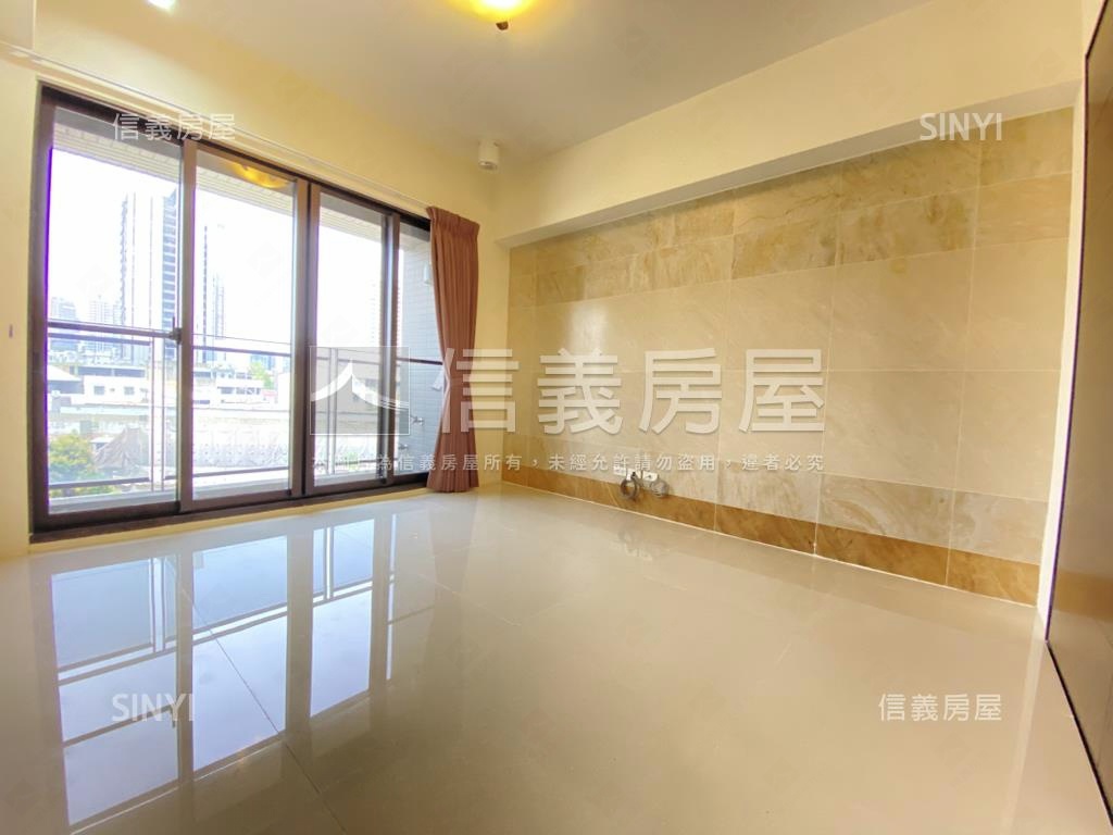 權美裝潢兩房平車前後陽台房屋室內格局與周邊環境