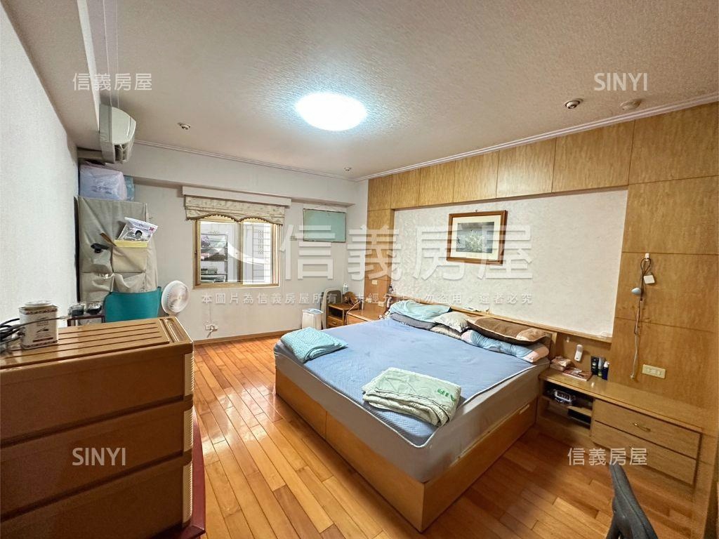 仁義電梯三面採光大空間房屋室內格局與周邊環境