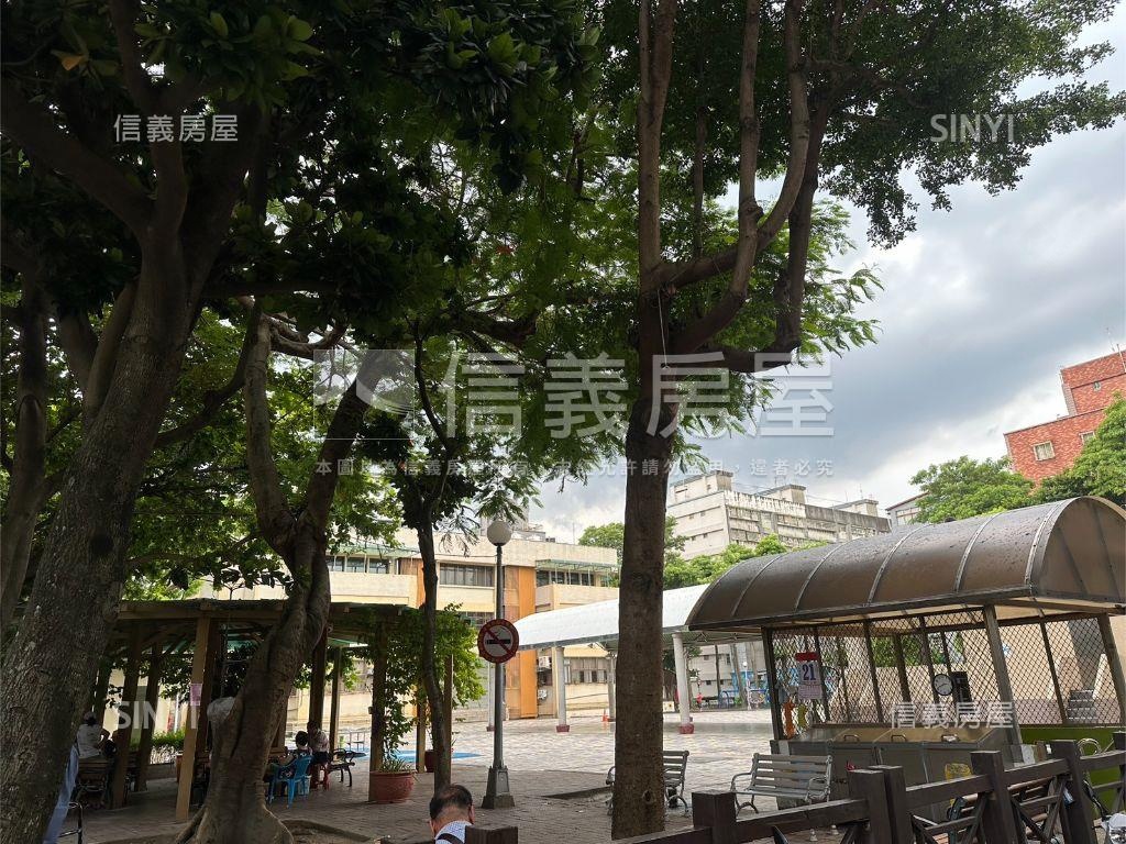仁義電梯三面採光大空間房屋室內格局與周邊環境