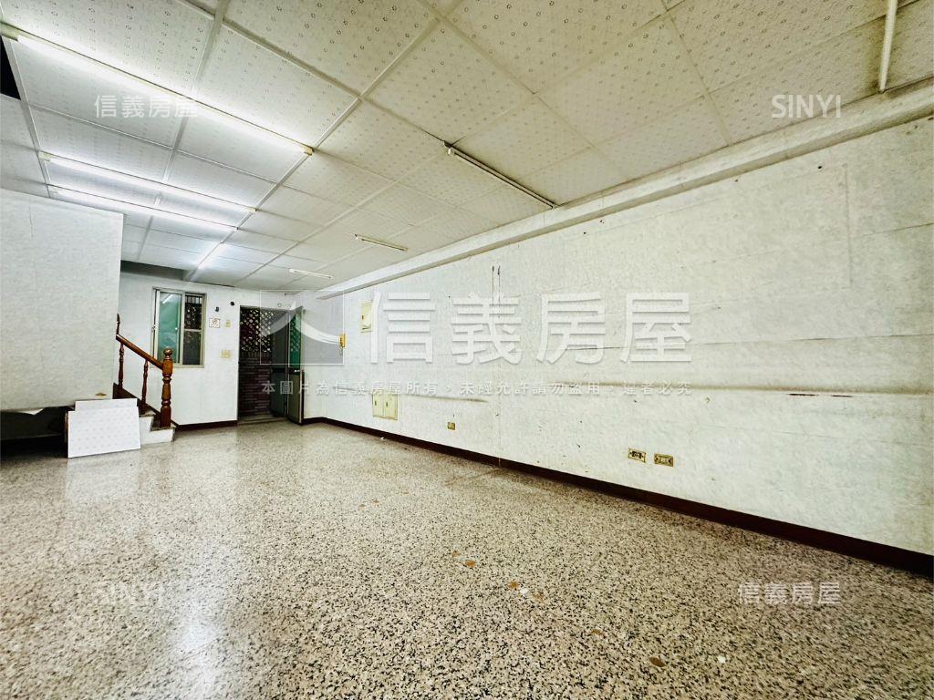 五甲二路聚富金店房屋室內格局與周邊環境