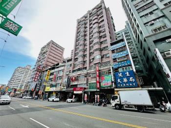 五甲二路聚富金店
