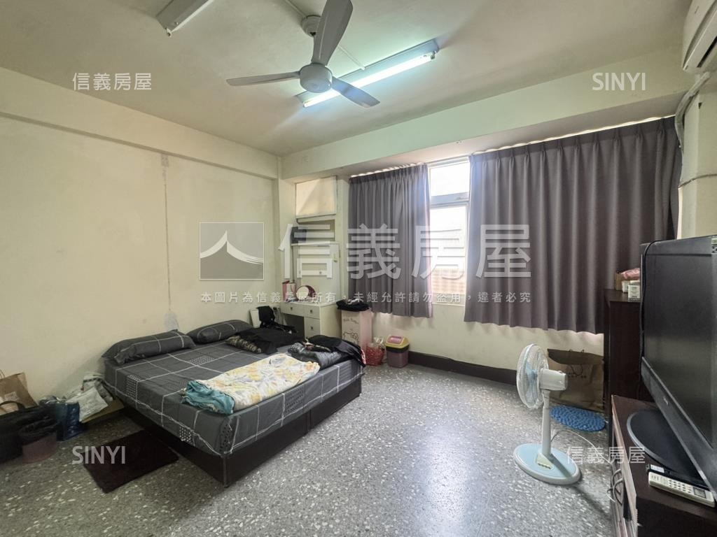 西屯重慶路店面房屋室內格局與周邊環境