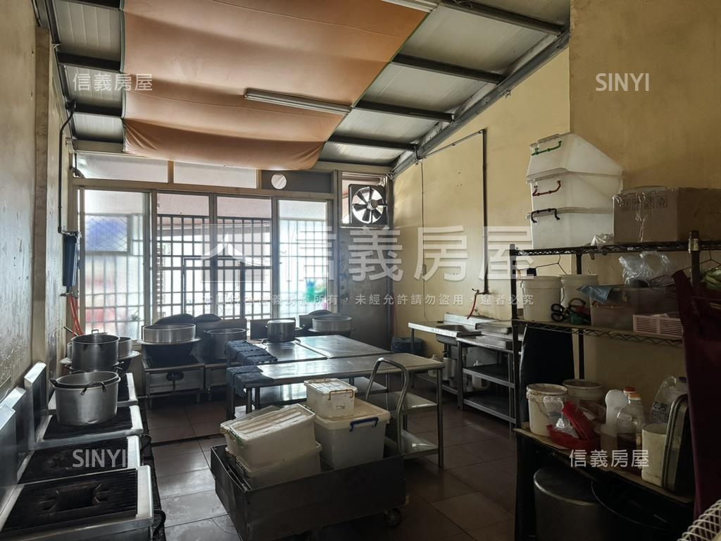 西屯重慶路店面房屋室內格局與周邊環境