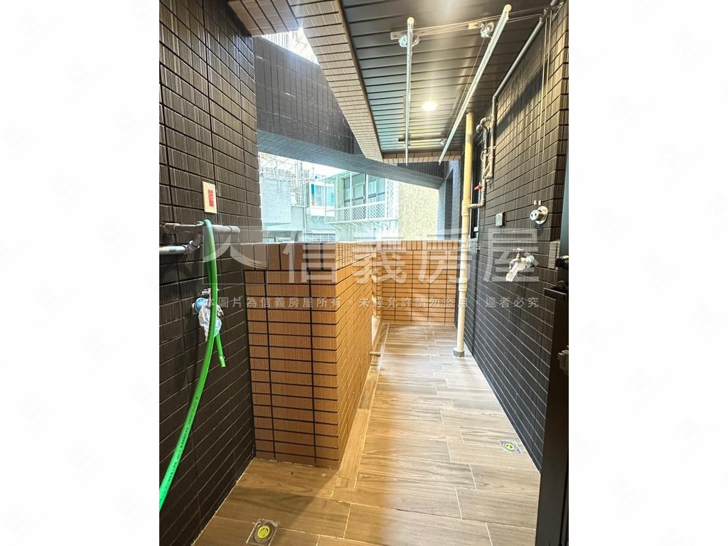 天母東路全新三房車位房屋室內格局與周邊環境