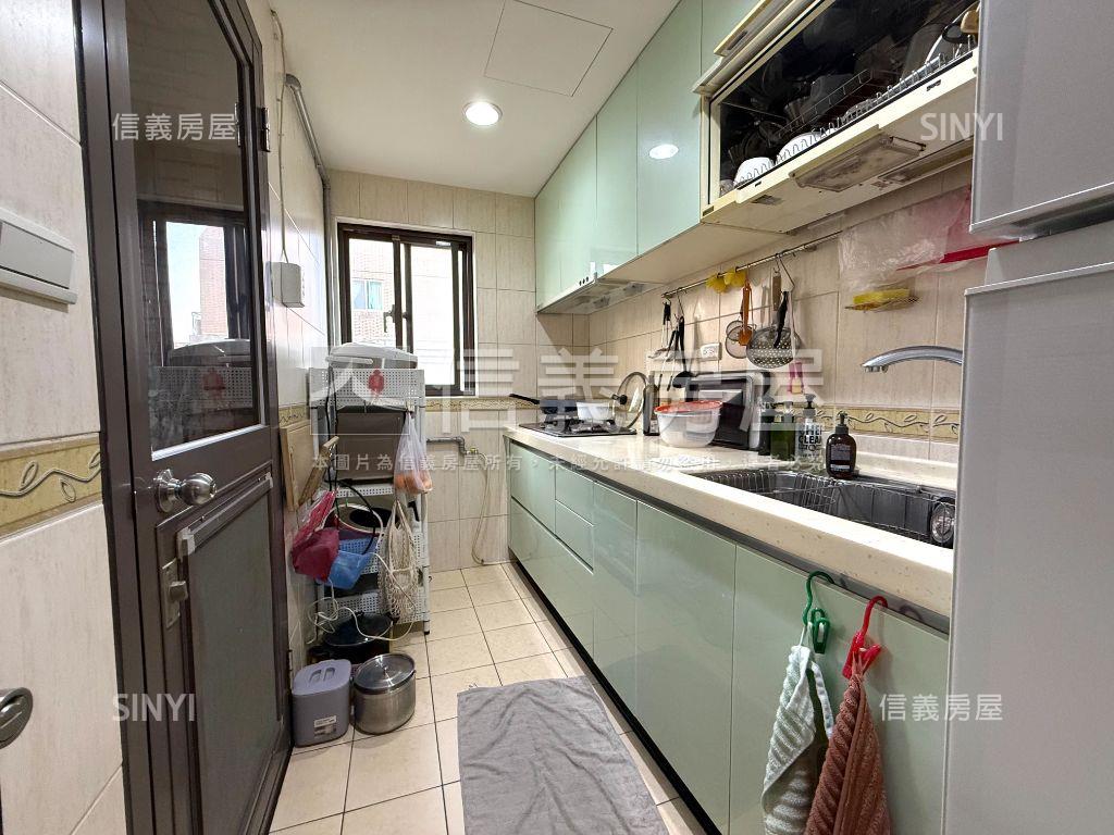 未來捷運＊景觀雅緻三房房屋室內格局與周邊環境