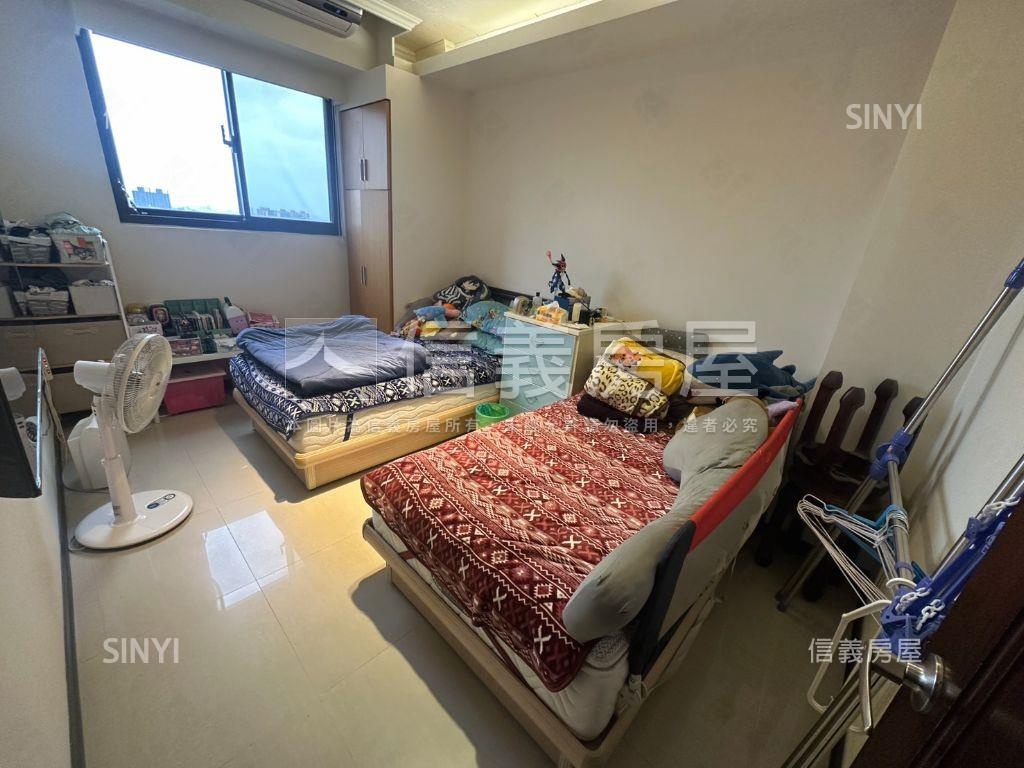 未來２１三房車位房屋室內格局與周邊環境