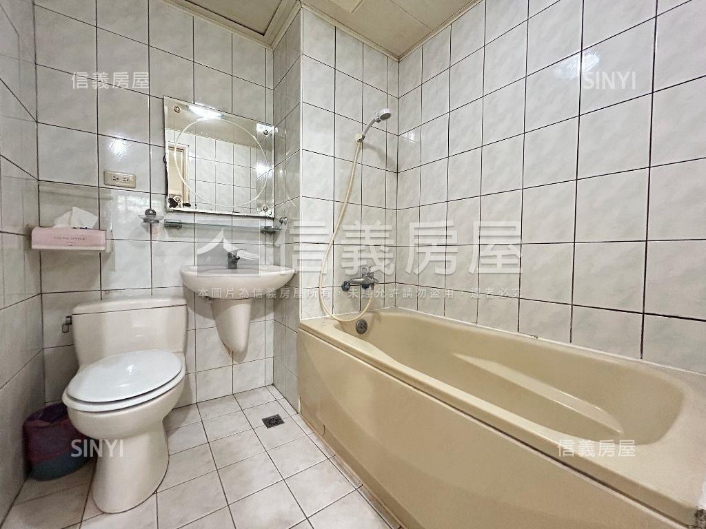 ☆生活京華四房採光好房屋室內格局與周邊環境