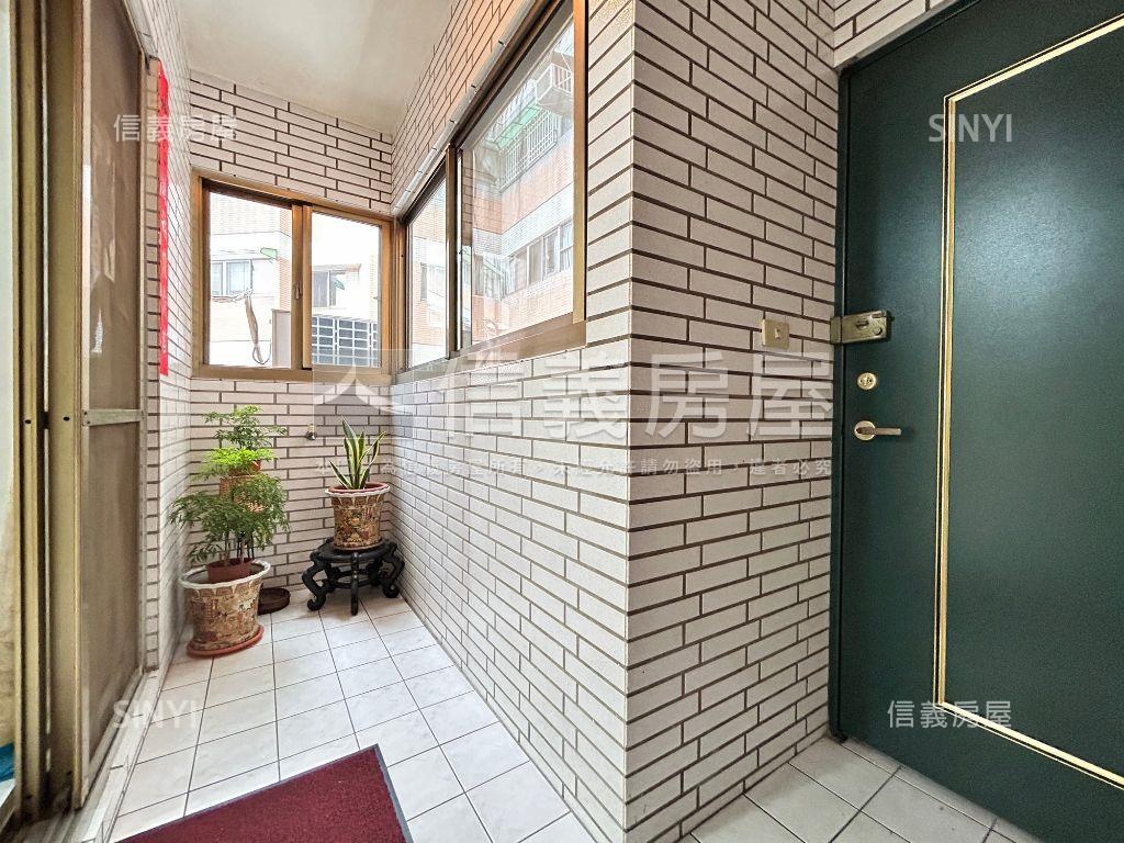 ☆生活京華四房採光好房屋室內格局與周邊環境