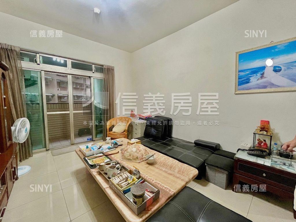 文邑ＩＩ稀有釋出電梯三房房屋室內格局與周邊環境