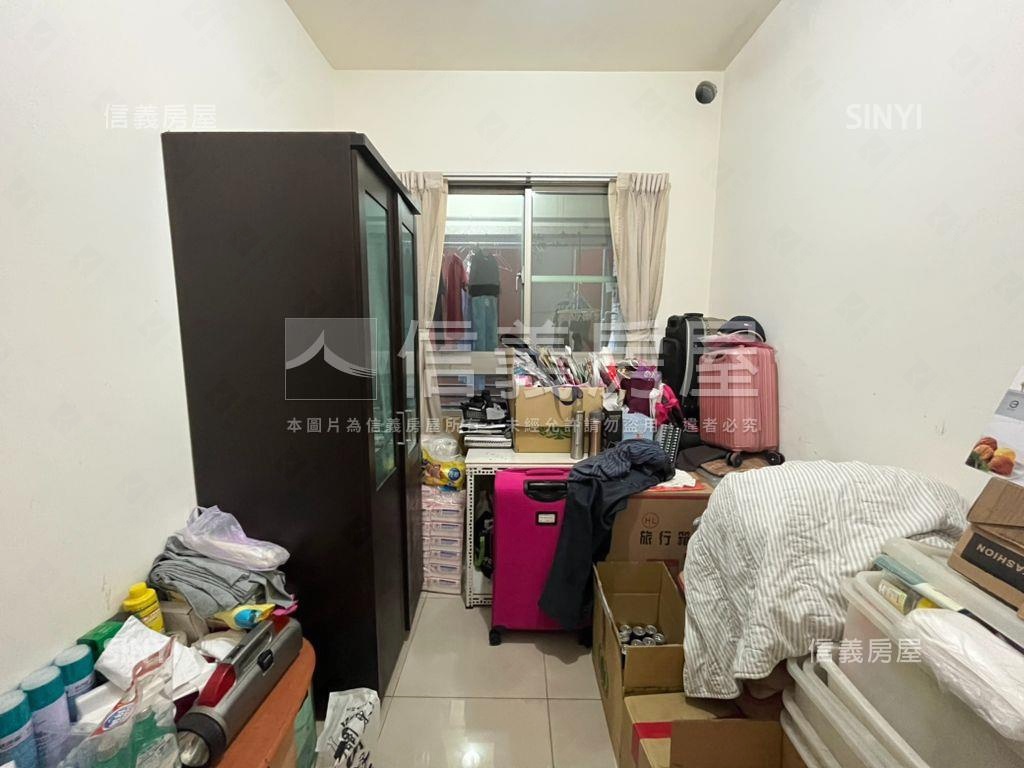 文邑ＩＩ稀有釋出電梯三房房屋室內格局與周邊環境