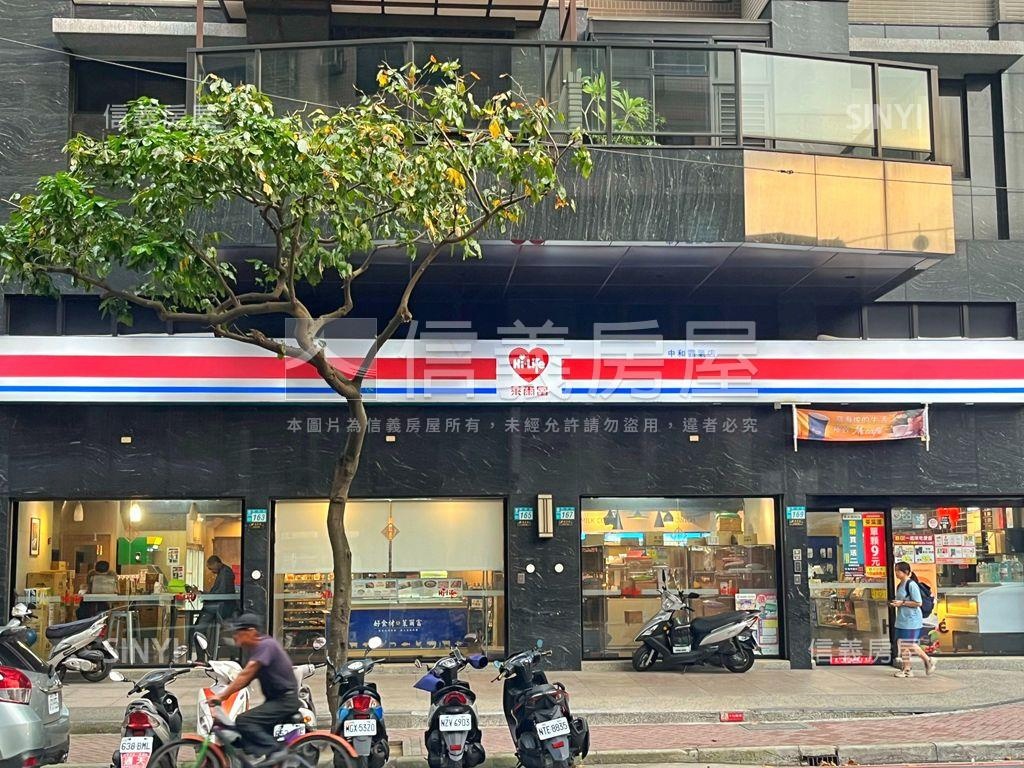 文邑ＩＩ稀有釋出電梯三房房屋室內格局與周邊環境
