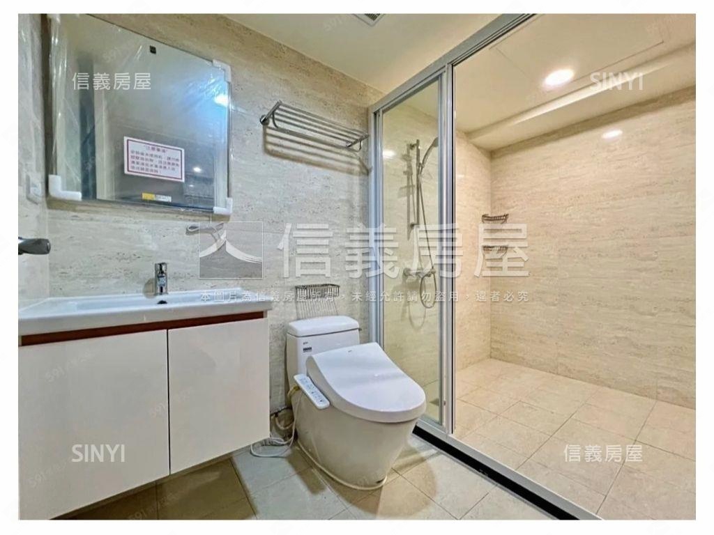 左營景觀三房平車房屋室內格局與周邊環境