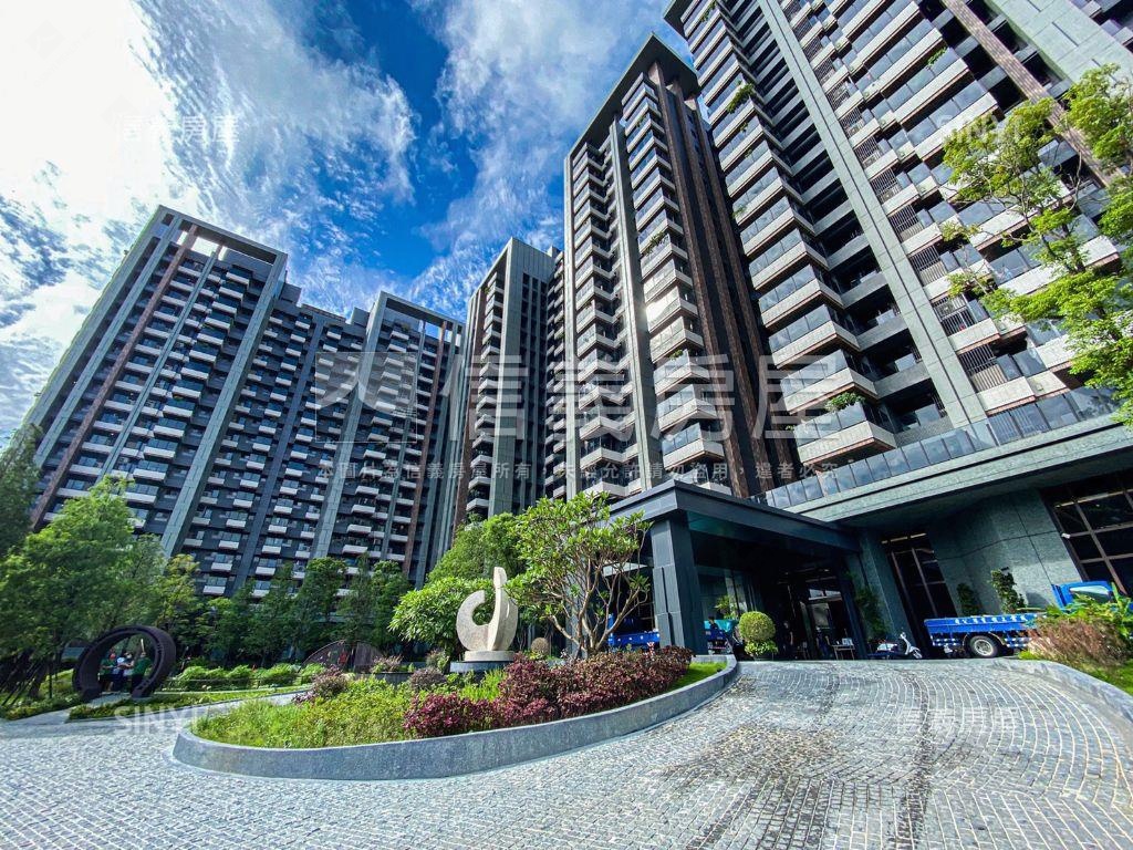 左營景觀三房平車房屋室內格局與周邊環境