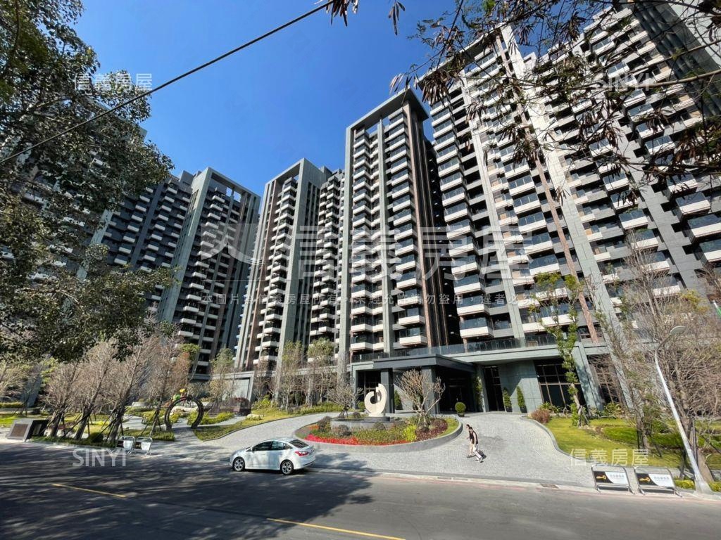 左營景觀三房平車房屋室內格局與周邊環境
