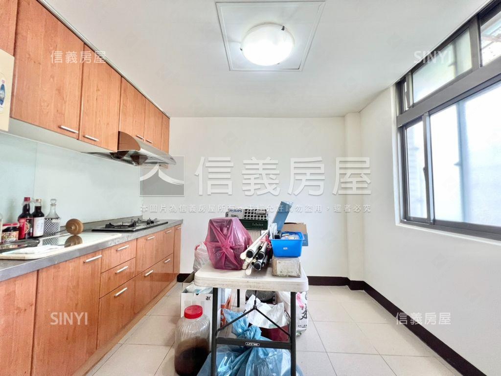 精美舒適採光好三房房屋室內格局與周邊環境