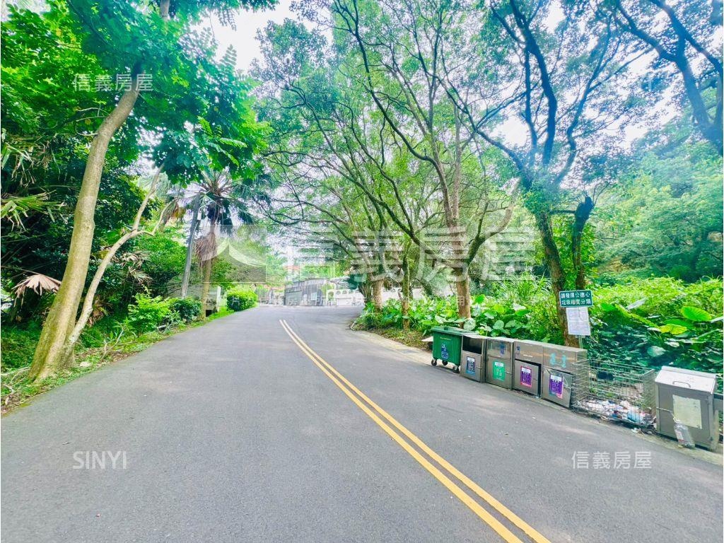 陽光山林明亮大地坪透天房屋室內格局與周邊環境