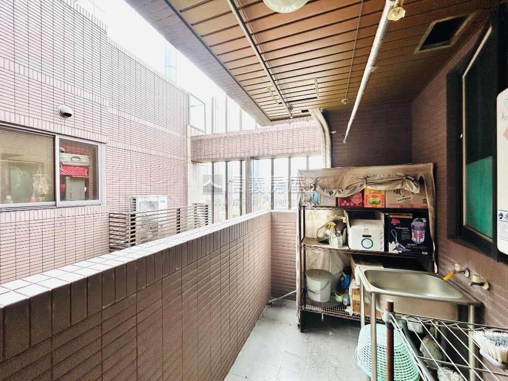 湖景華固碧連天房屋室內格局與周邊環境