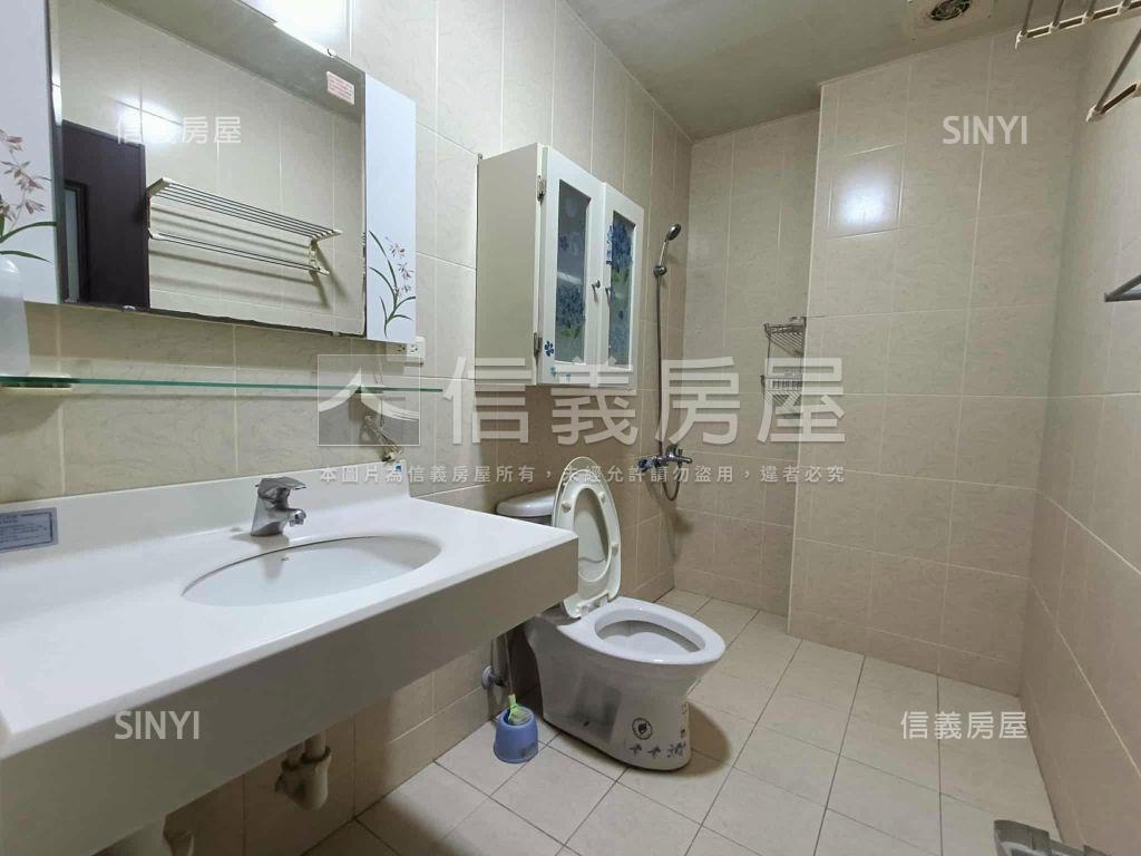 大灣商圈近丹丹華麗金店住房屋室內格局與周邊環境