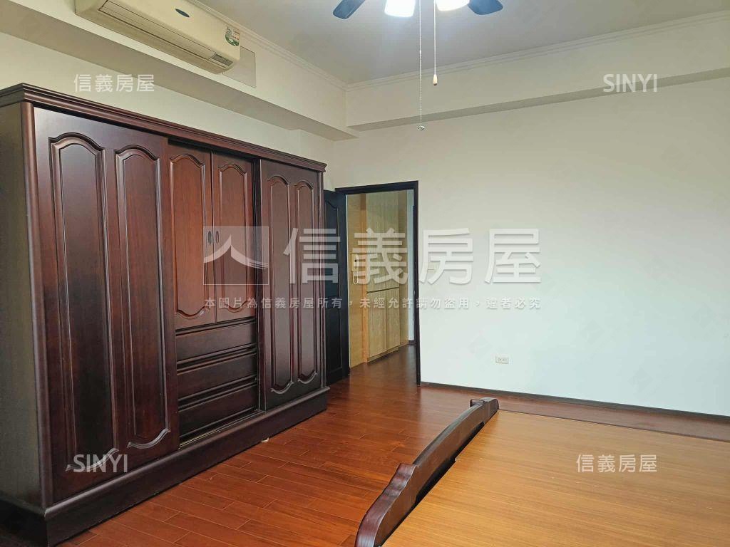 大灣商圈近丹丹華麗金店住房屋室內格局與周邊環境