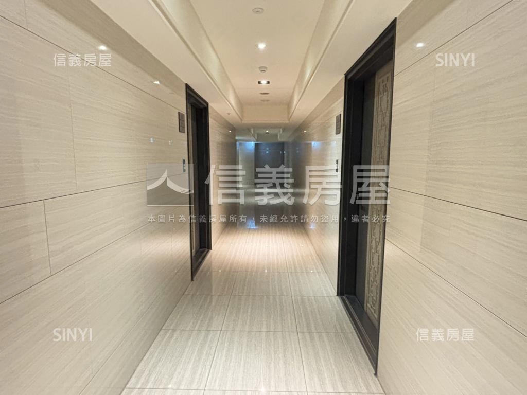雙十看臻愛高樓兩房房屋室內格局與周邊環境