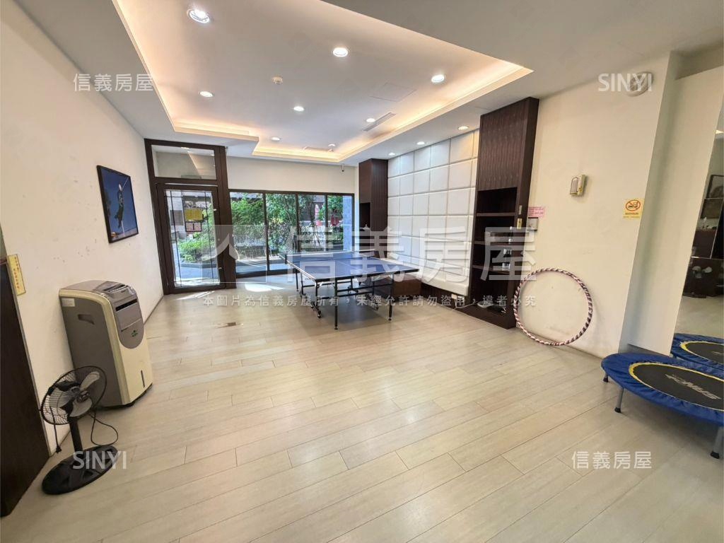 近士北紐澤西附車位房屋室內格局與周邊環境