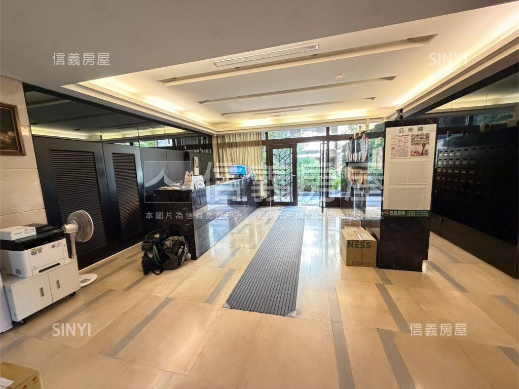 近士北紐澤西附車位房屋室內格局與周邊環境