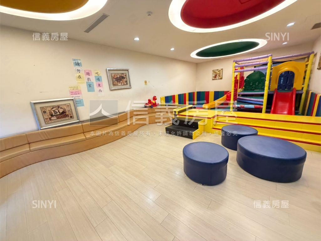 近士北紐澤西附車位房屋室內格局與周邊環境