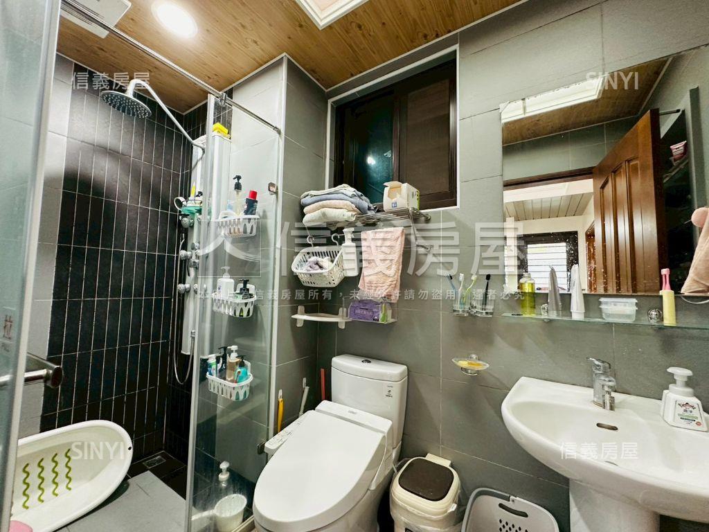 首購中路君邑富疆兩房車位房屋室內格局與周邊環境