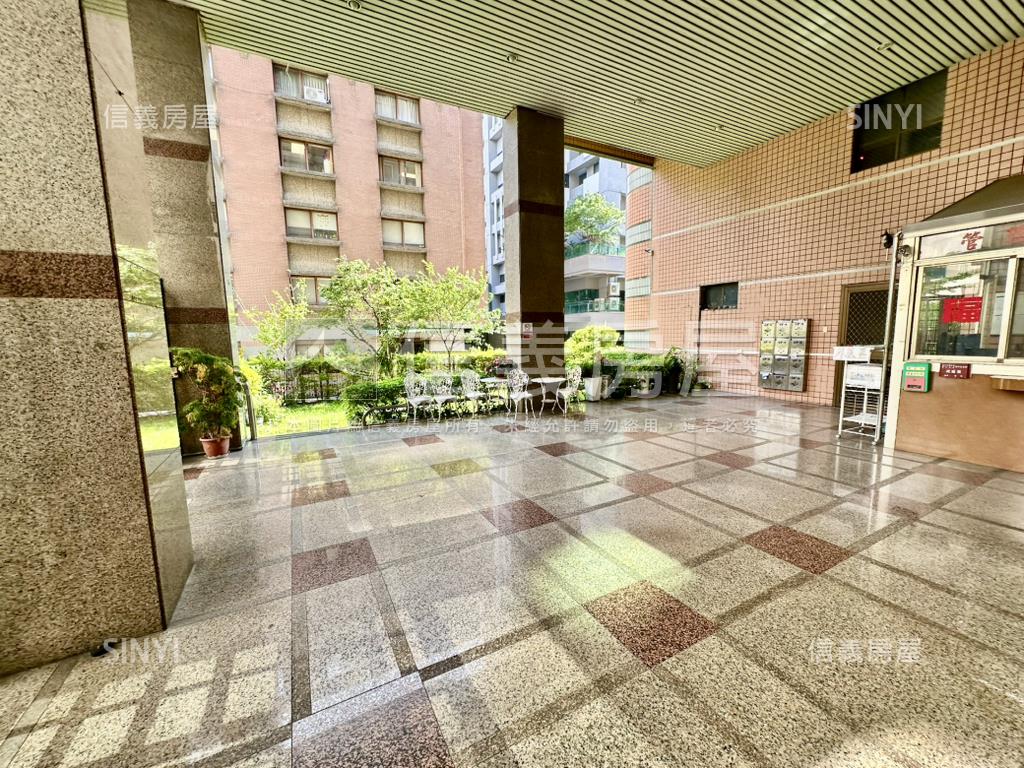 君臨天下特殊格局Ａ房屋室內格局與周邊環境