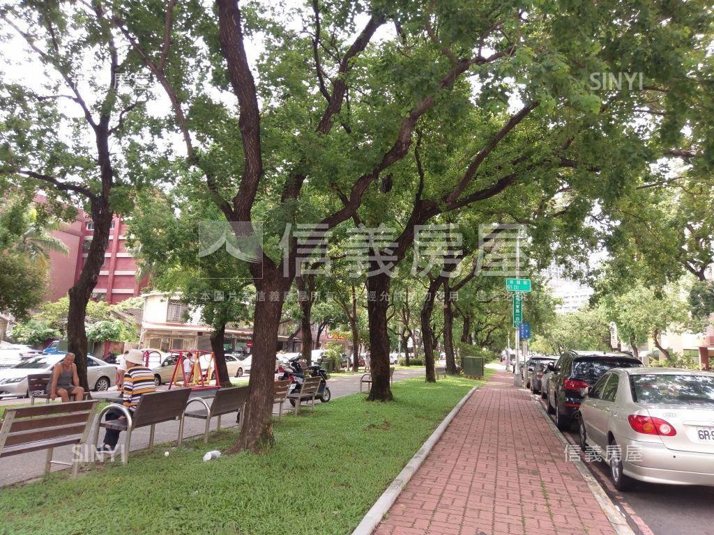 西區低總價園道美套房房屋室內格局與周邊環境