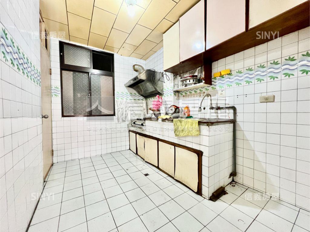 近亞東捷運站大空間公寓房屋室內格局與周邊環境