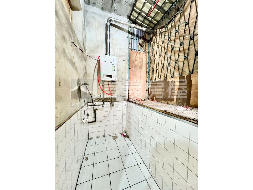 近亞東捷運站大空間公寓房屋室內格局與周邊環境