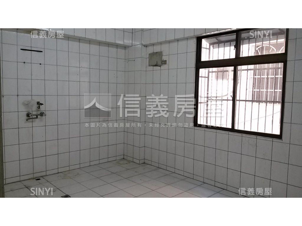 自強市場☆稀有店面房屋室內格局與周邊環境