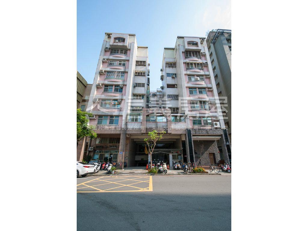 近豐樂公園三房附車位房屋室內格局與周邊環境