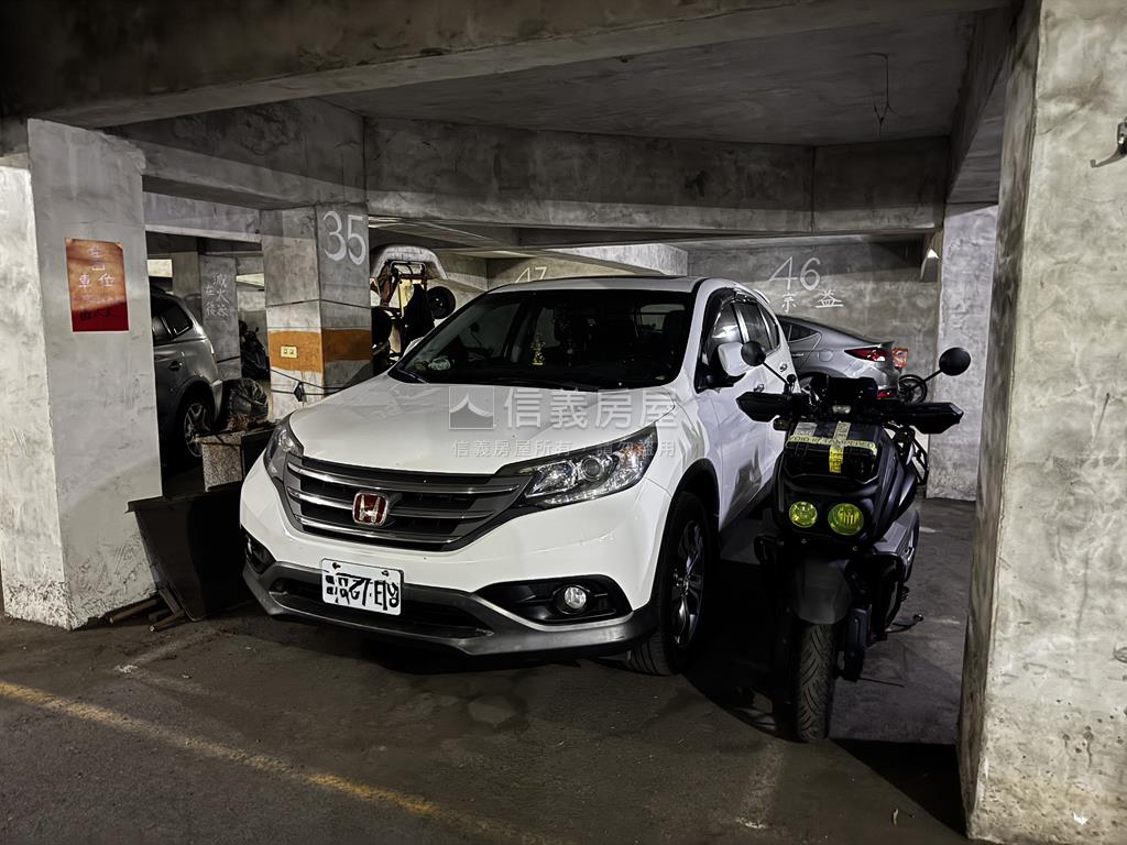 近中山路獨立大車位房屋室內格局與周邊環境