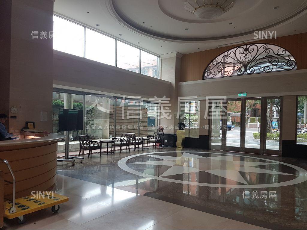 克拉美地三房車位高樓景觀房屋室內格局與周邊環境