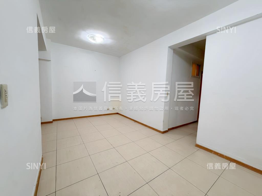 觀光街２樓美寓房屋室內格局與周邊環境