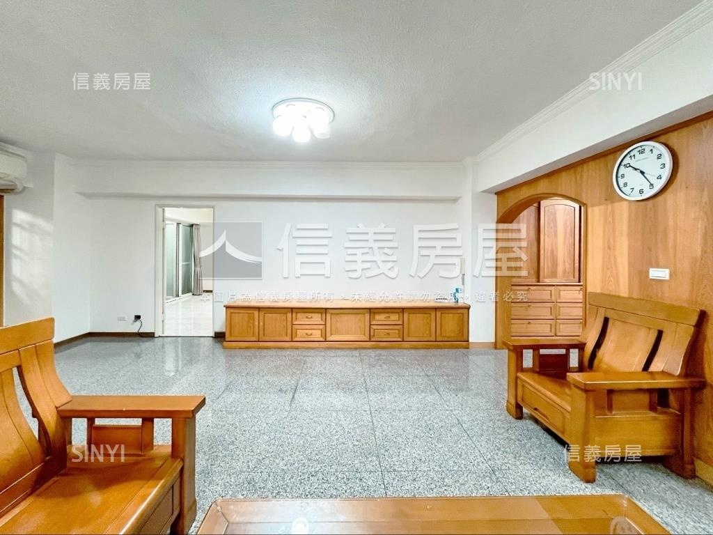 西區．向親園四房＋車位房屋室內格局與周邊環境