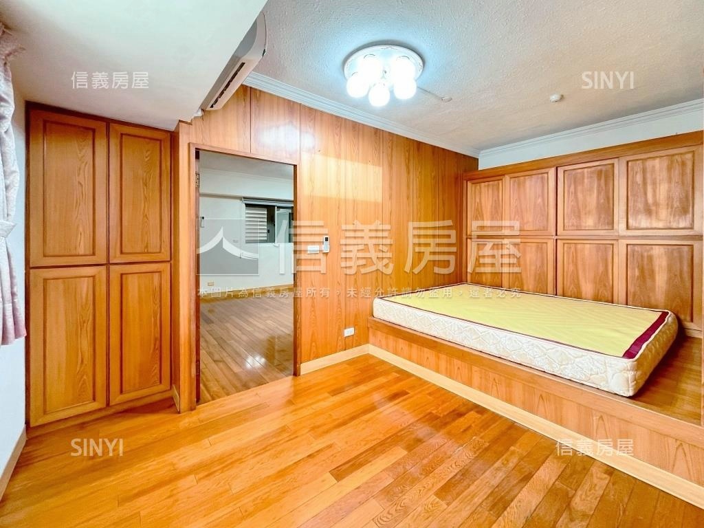 西區．向親園四房＋車位房屋室內格局與周邊環境