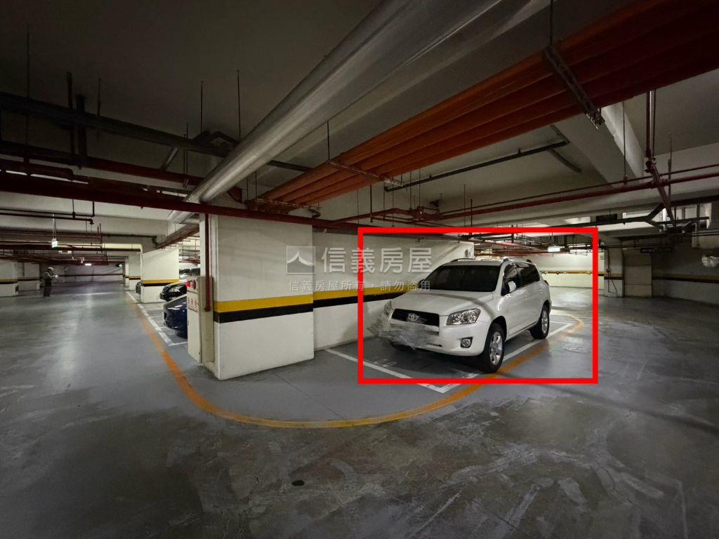 鄉林登峰大三房獨立平車位房屋室內格局與周邊環境