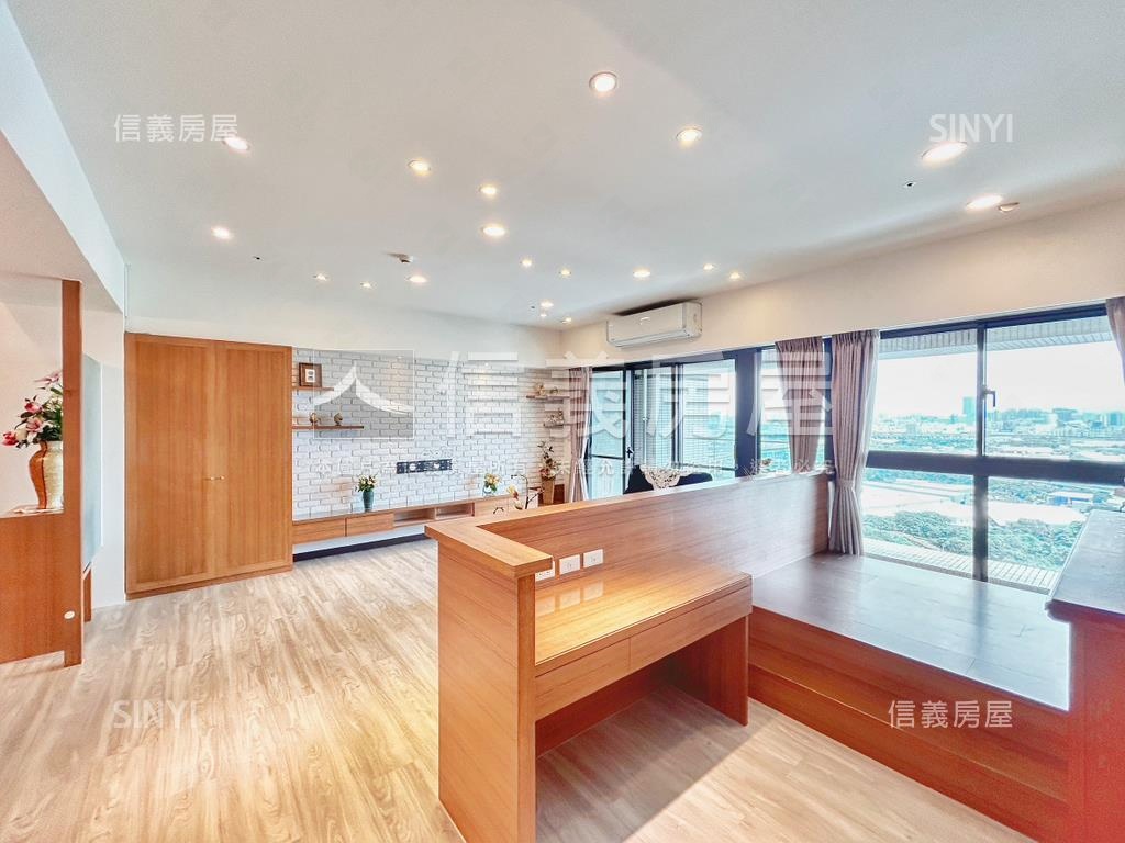 景觀全坤世紀館３＋１車位房屋室內格局與周邊環境