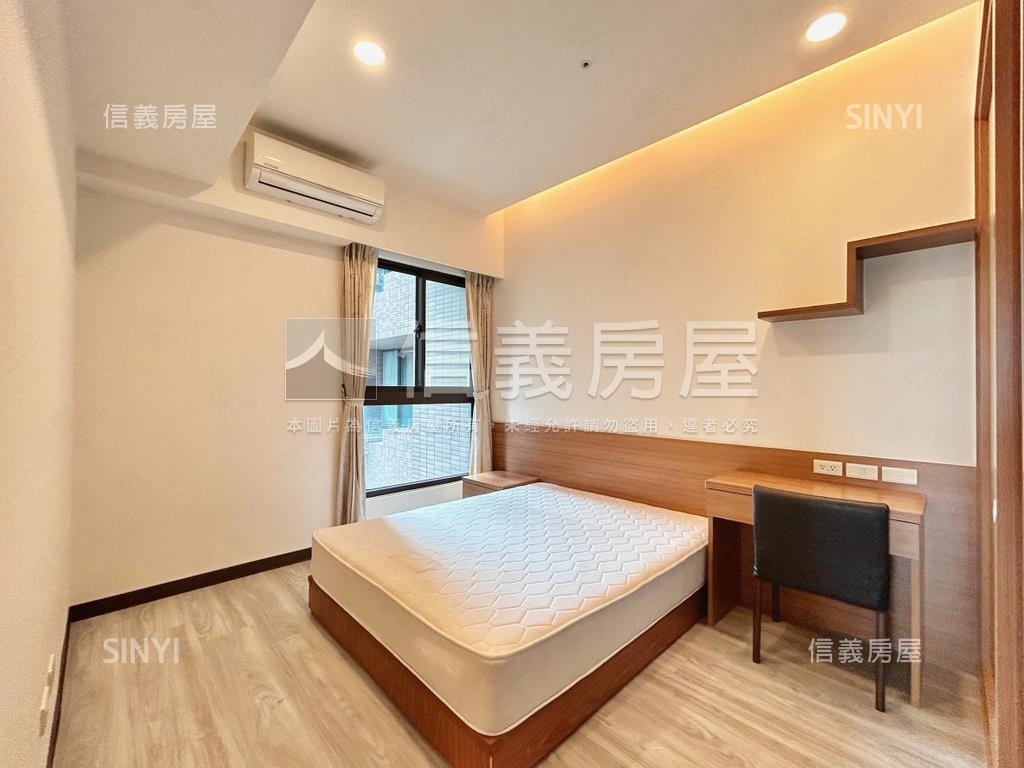 景觀全坤世紀館３＋１車位房屋室內格局與周邊環境