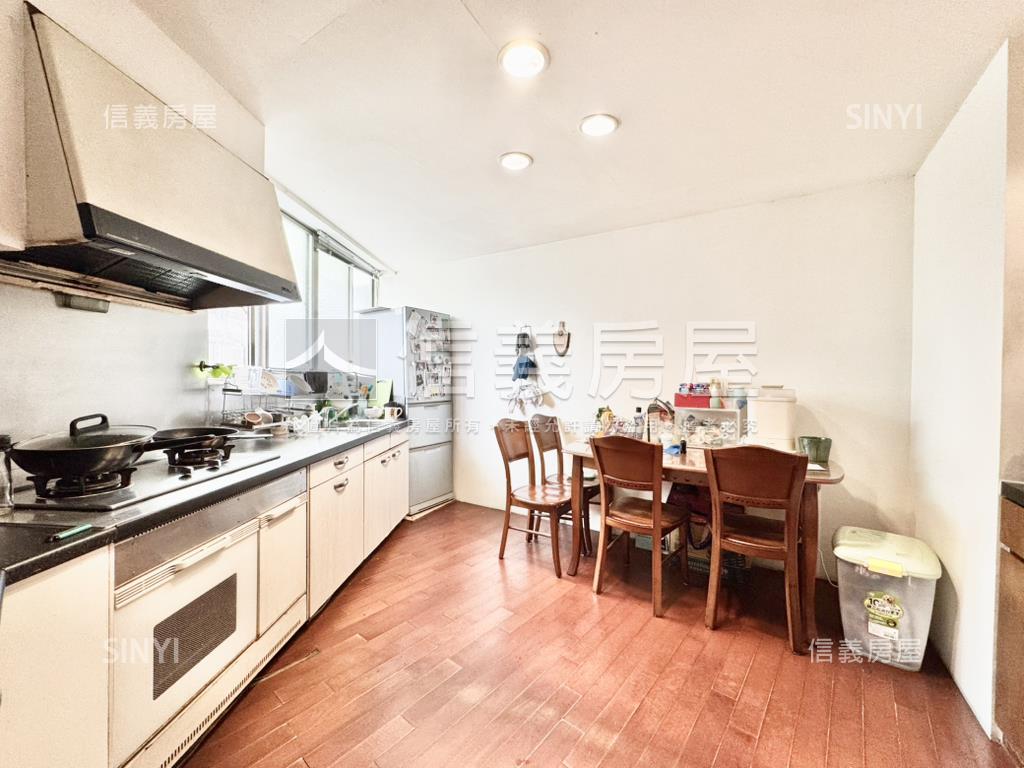 新埔捷運站方便好屋房屋室內格局與周邊環境