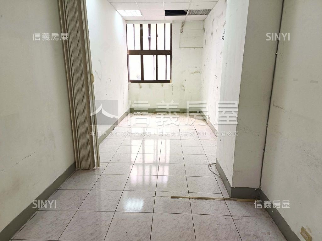 幼稚園一樓大空間房屋室內格局與周邊環境