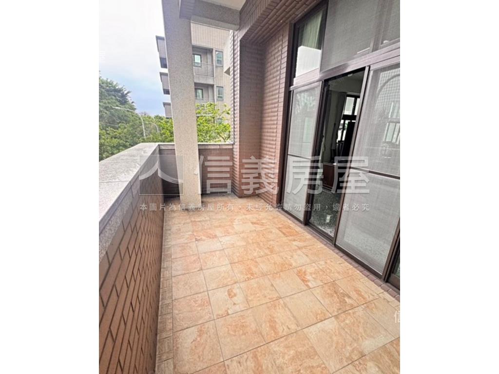 蘆竹大興邊間透天豪宅房屋室內格局與周邊環境