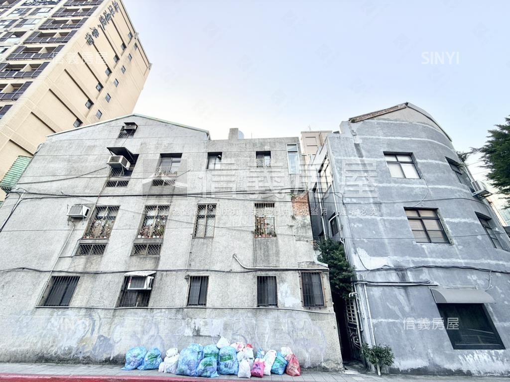 都市更新整合洽談中（１）房屋室內格局與周邊環境