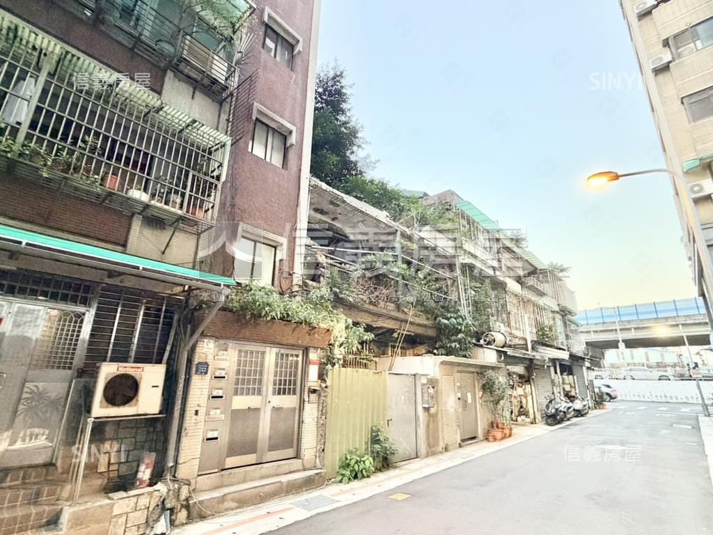 都市更新整合洽談中（１）房屋室內格局與周邊環境