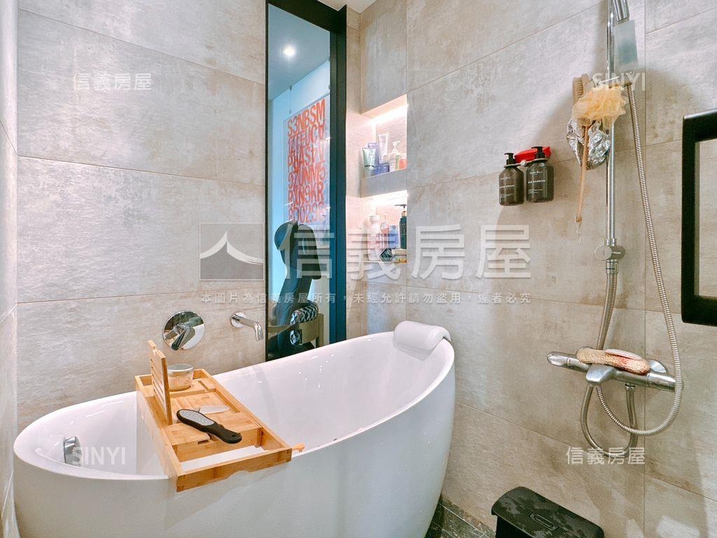 河景ＣＯＺＹ。精緻美屋房屋室內格局與周邊環境