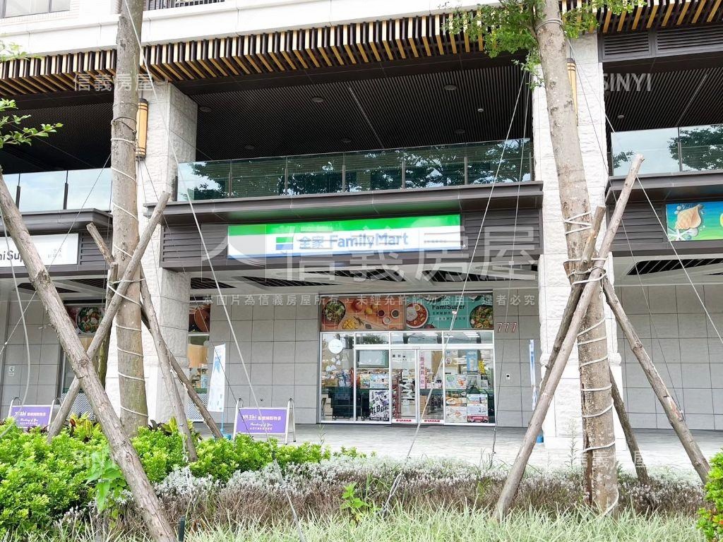 海洋都心景觀３房平面車位房屋室內格局與周邊環境